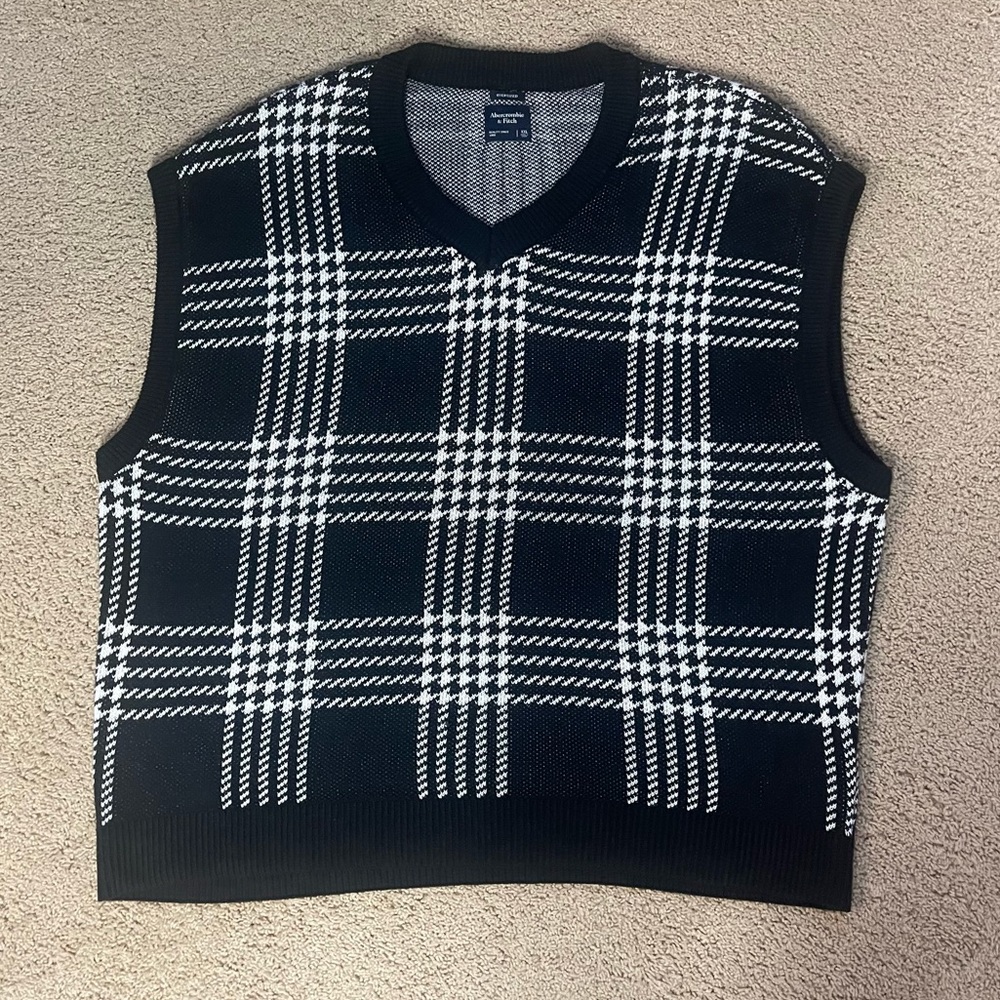 Abercrombie Sweater Vest